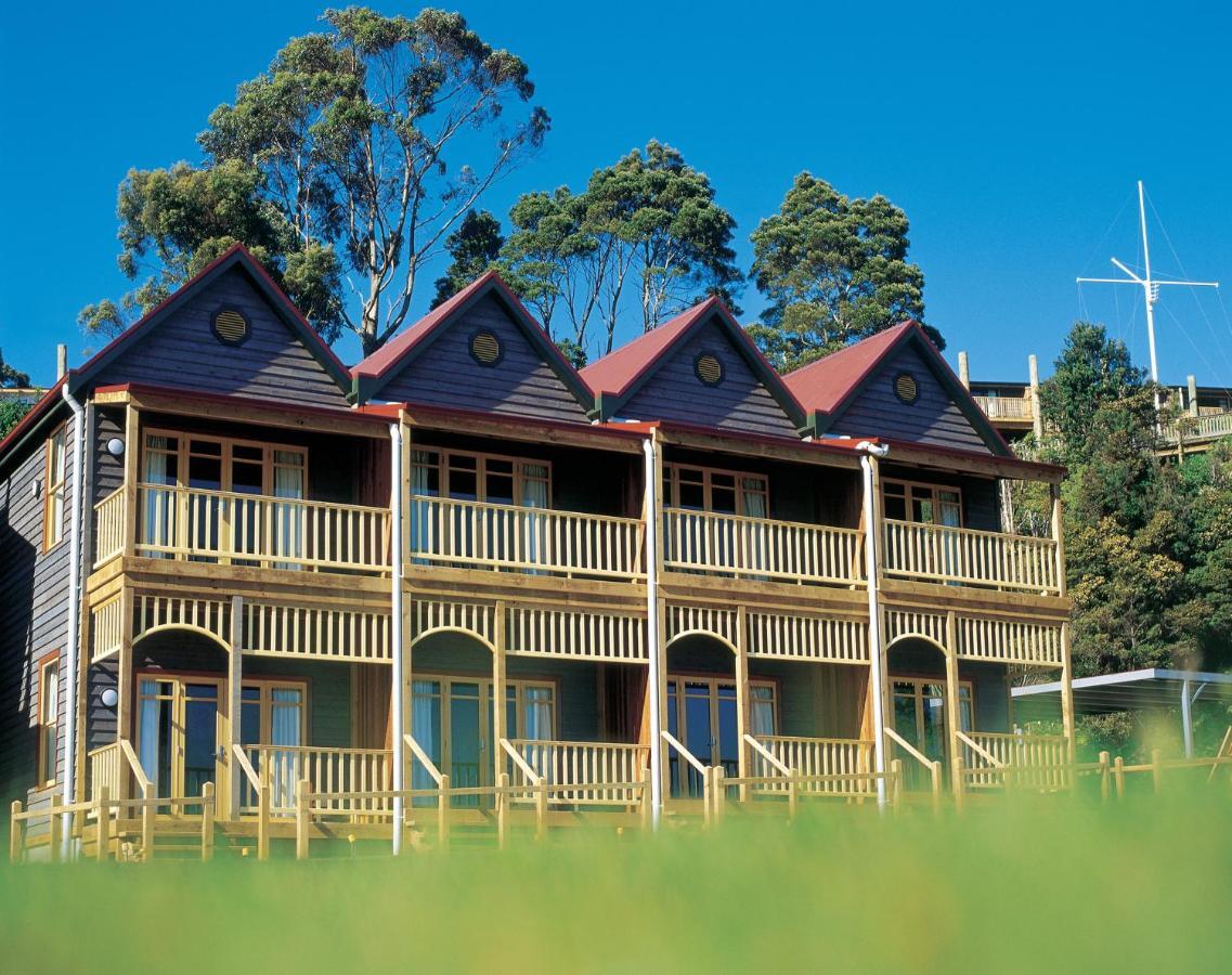 Strahan Village Buitenkant foto